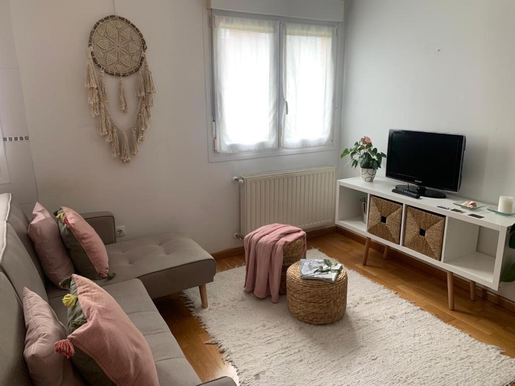 Apartamento Con Encanto Y Mucha Luz Villaviciosa  Eksteriør bilde